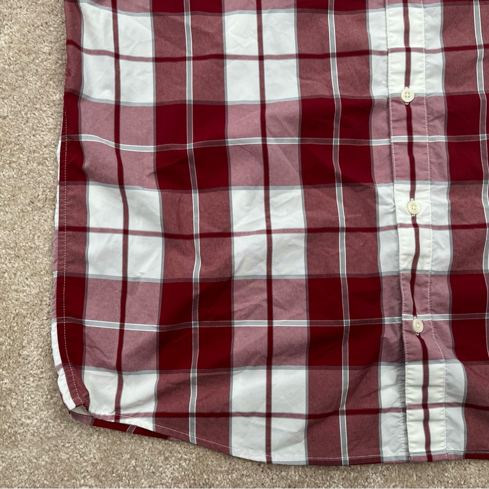 Patagonia Shirt Large Burgundy Button Up Plaid Short Sleeve Preppy Outdoor Men - Picture 7 of 16